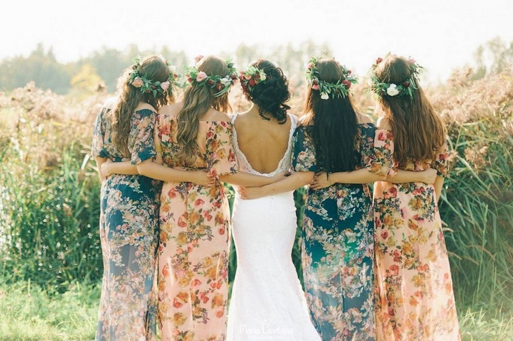 Невеста с подружками