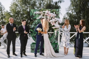 Выездная регистрация на свадьбе супергероев