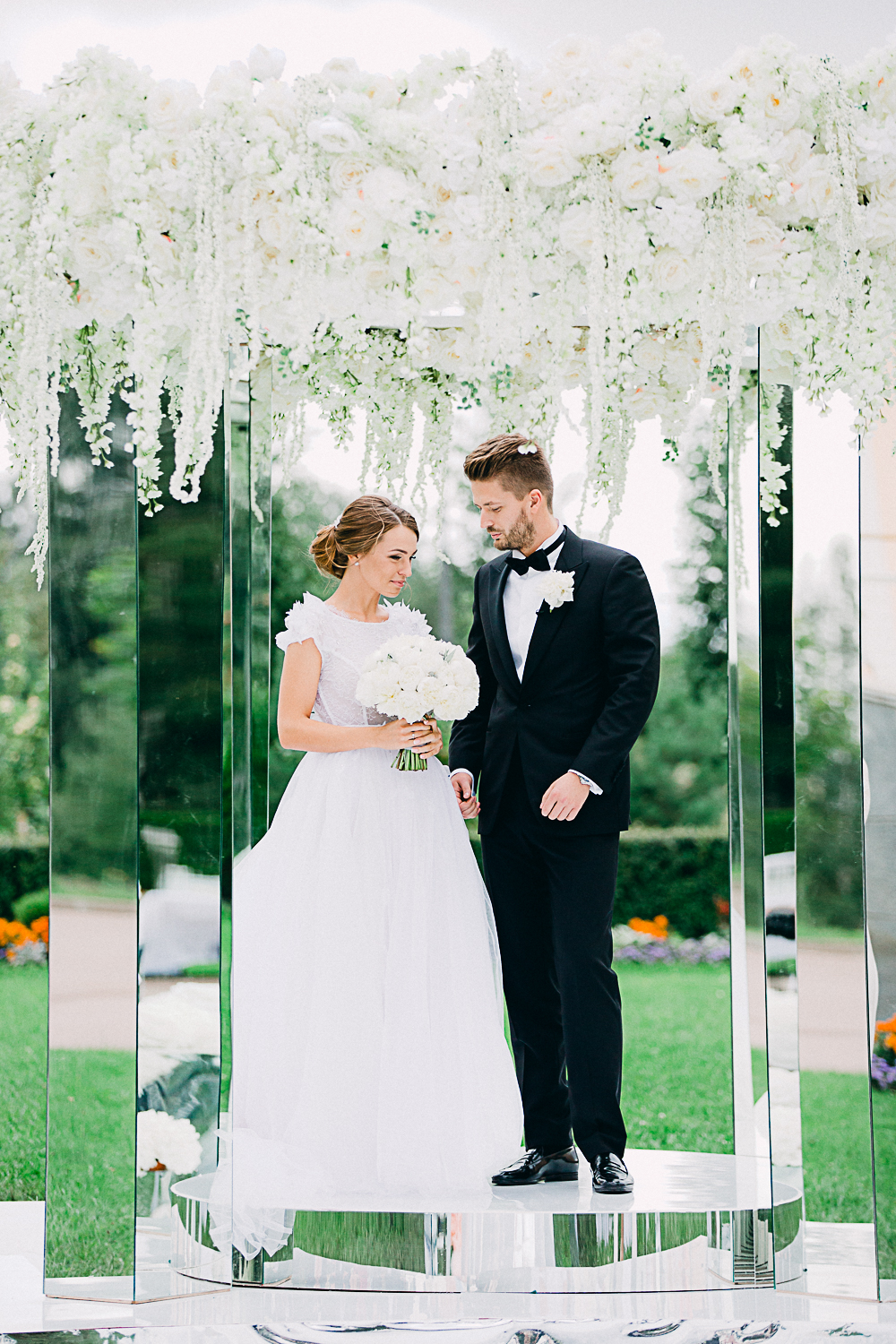 Оформление выездной регистрации