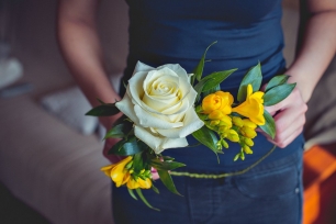 Венок невесты с белой розой