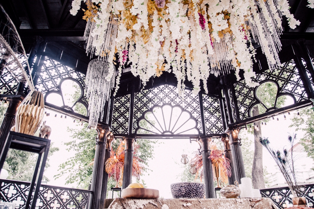 Сад Эрмитаж свадебная регистрация "Индонезия"