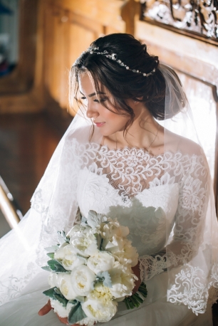 Букет невесты из пионов