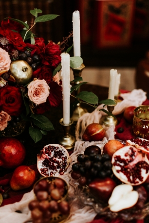 Фруктовый декор для свадебной фотосессии