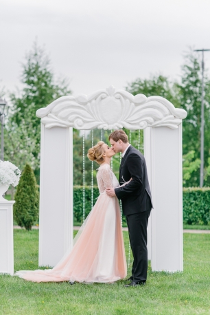 Арка в дворцовом стиле