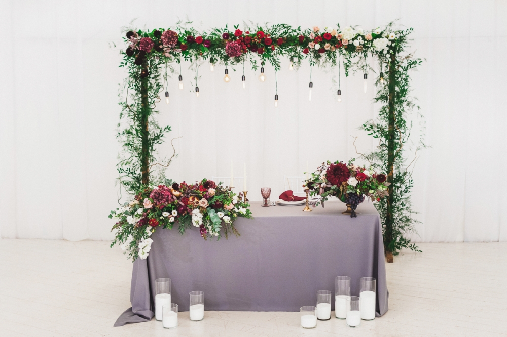 Декор свадьбы. Президиум
Фото Олег Бреславцев