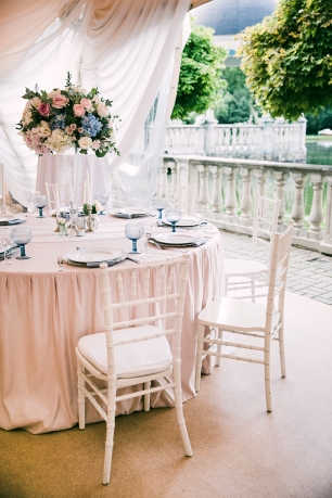 Оформление шатра у озера