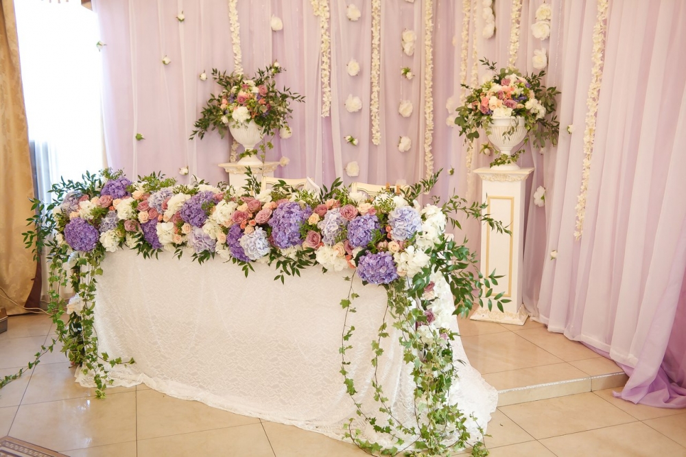 Агентство Амур, свадьба, жених невеста, украшение зала, стильное оформление, флористика