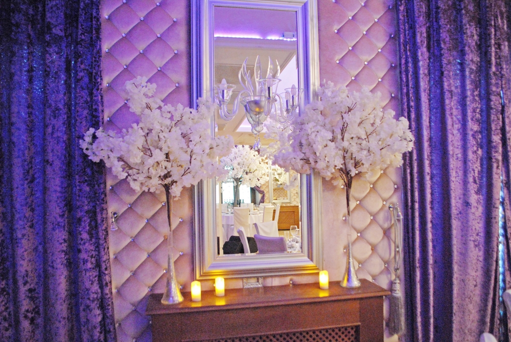 Свадьба Елены и Александра 
Авторский проект 
Danilushkina Wedding
Декор: Onlytrees 
#свадебноеоформление #свадебныйдекор #оформлениесвадьбы #декорсвадьбы #свадьба2018 #красиваясвадьба #арендадекора
