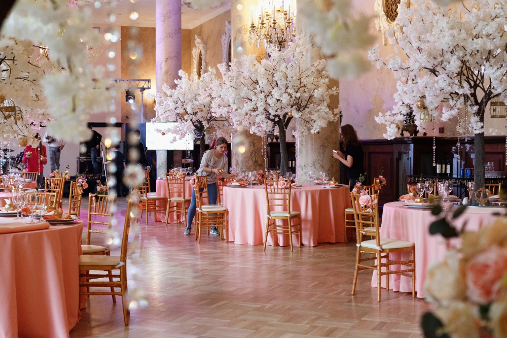 Свадьба Анастасии и Виталия
Авторский проект "Райский  Сад"
Danilushkina Wedding
Декор: Onlytrees
Фото: Бабикова Мария
Площадка: Hilton Moscow Leningradskaya
#свадебноеоформление #свадебныйдекор #оформлениесвадьбы #декорсвадьбы #свадьба2018