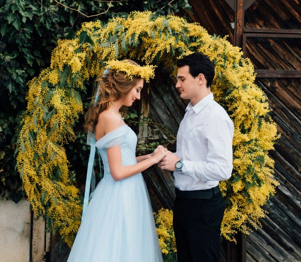 Цветы мимозы, словно 1000 пушистых солнышек, окутывают душу теплом и пьянят сердца ароматом весны!