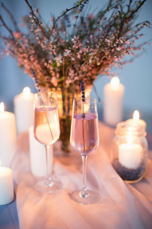 Уютное оформление с использованием лаванды.