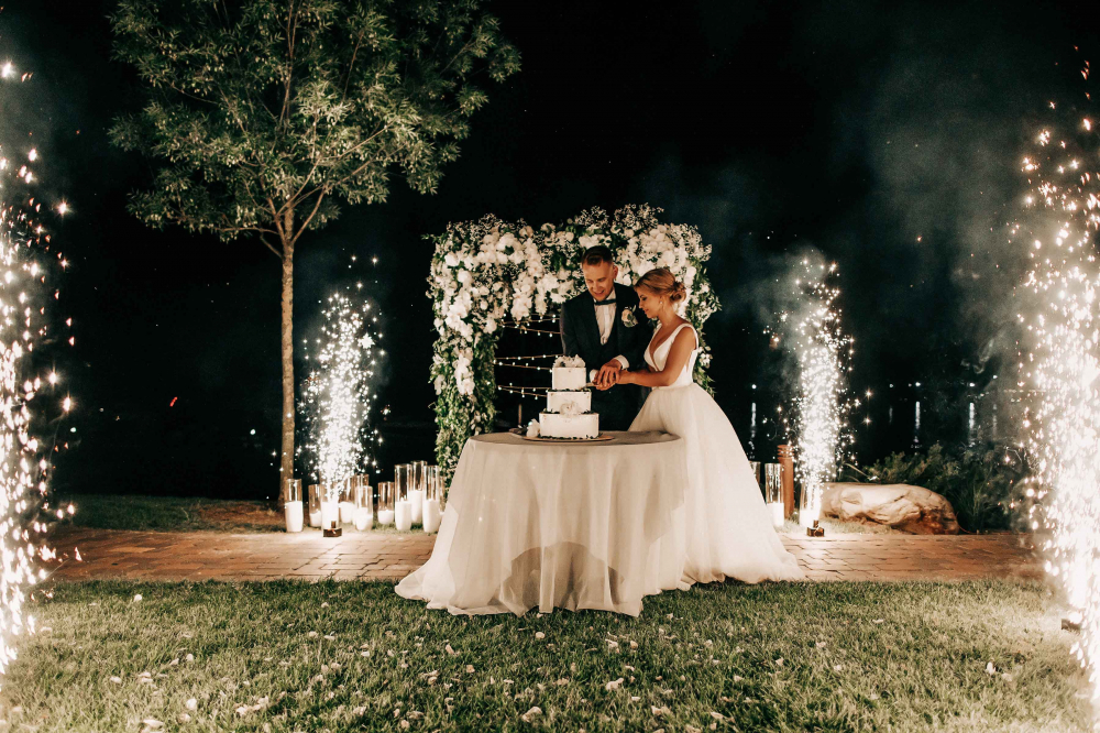 Арка в ресторане River Lodge