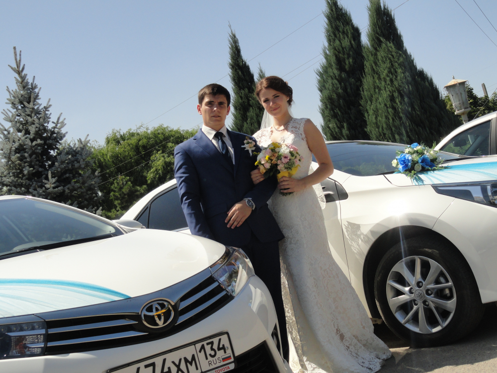 Свадебный кортеж Волгоград - аренда машин и прокат свадебных украшений на авто. Заказ кортежа