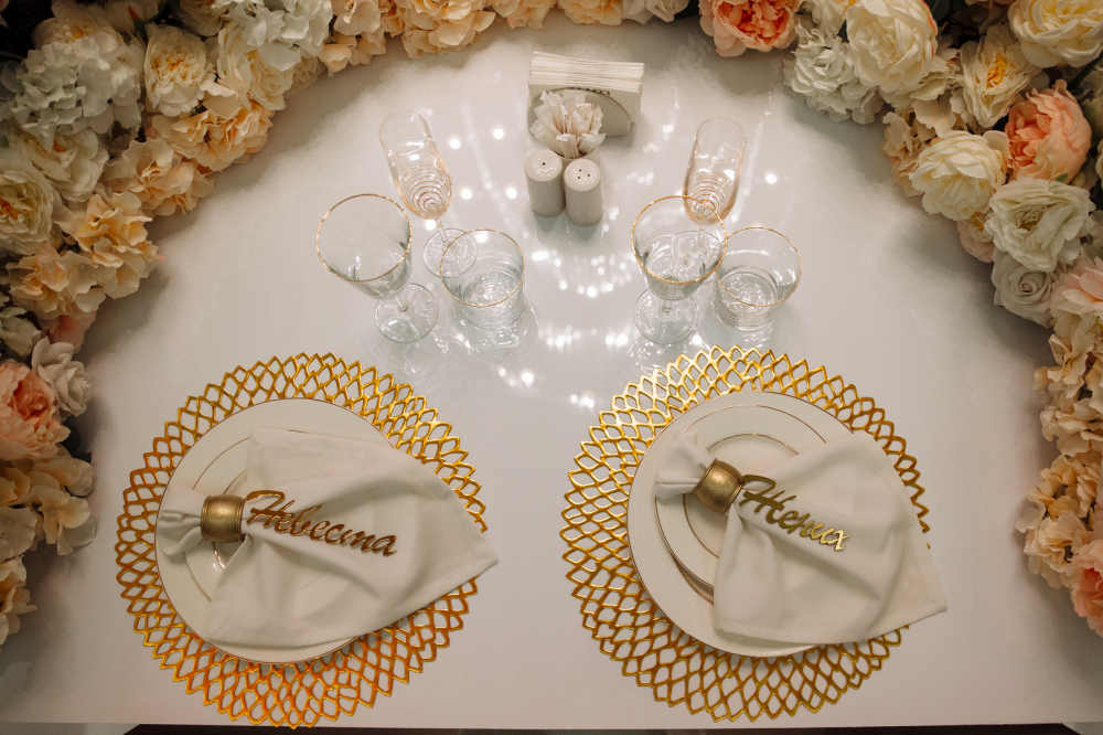 Сервировка стола молодых в "Лотте"