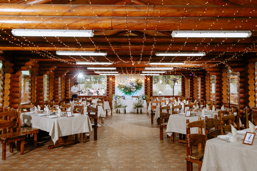 Оформление банкетного зала в "Русской охоте"