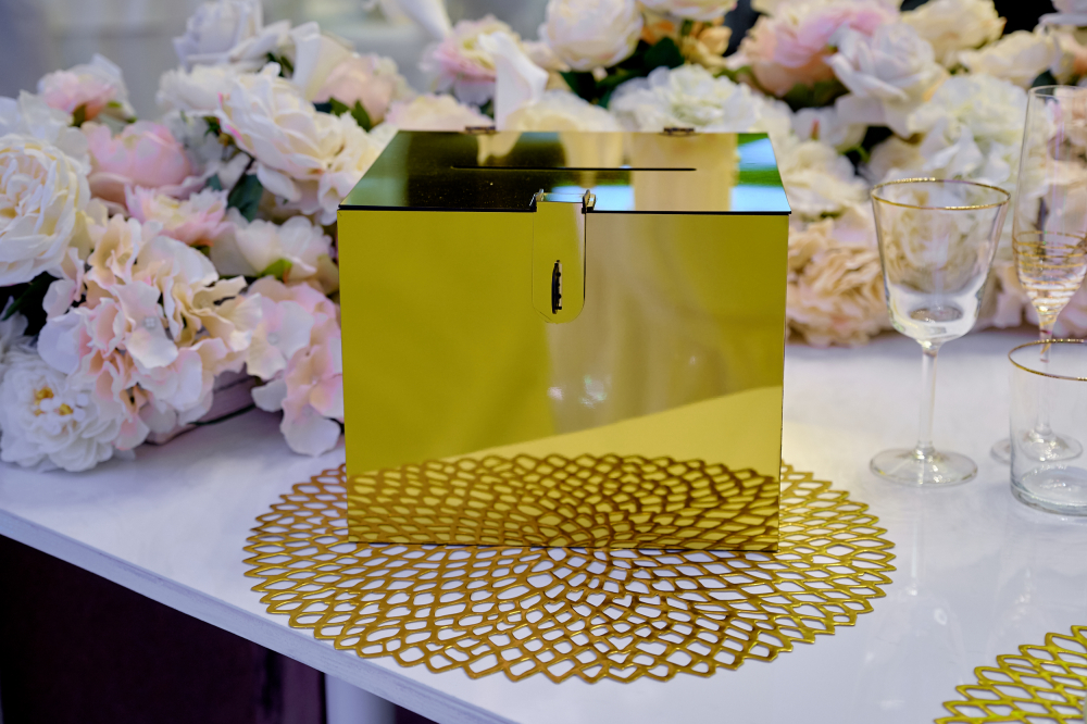 Сундук для сбора денежных подарков