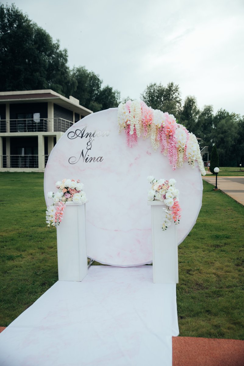 Оформление свадебной регистрации в цветовой гамме "розовый мрамор".

Оформление свадьбы Крым, свадьба в Крыму, свадебный декор Ялта, свадьба у моря, декоратор Крым, свадебный дизайнер Крым.