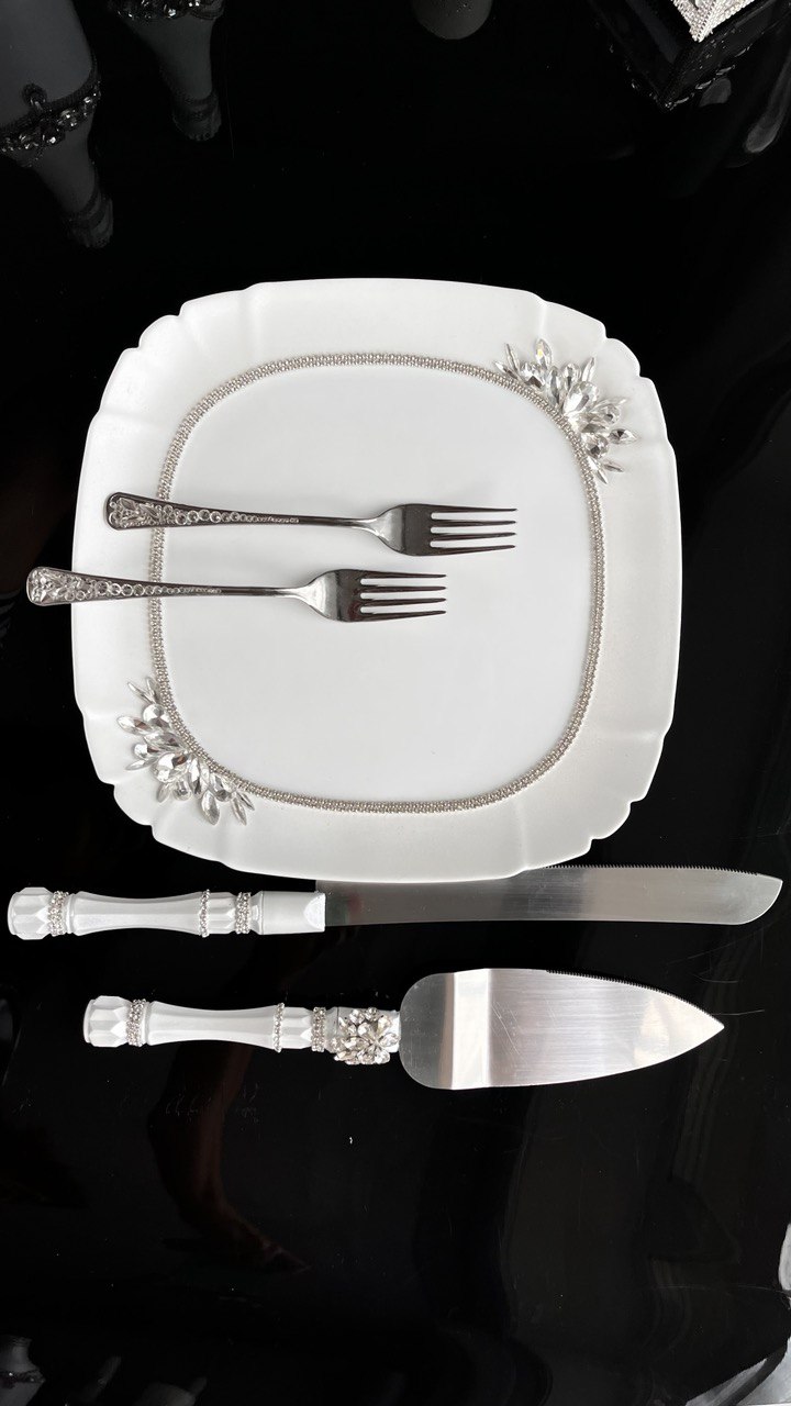 Приборы для свадебного торта