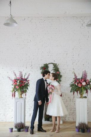 Свадебная регистрация брака запечетленая в студии