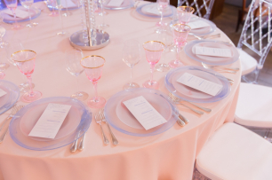 Нежнейшая сервировка стола.