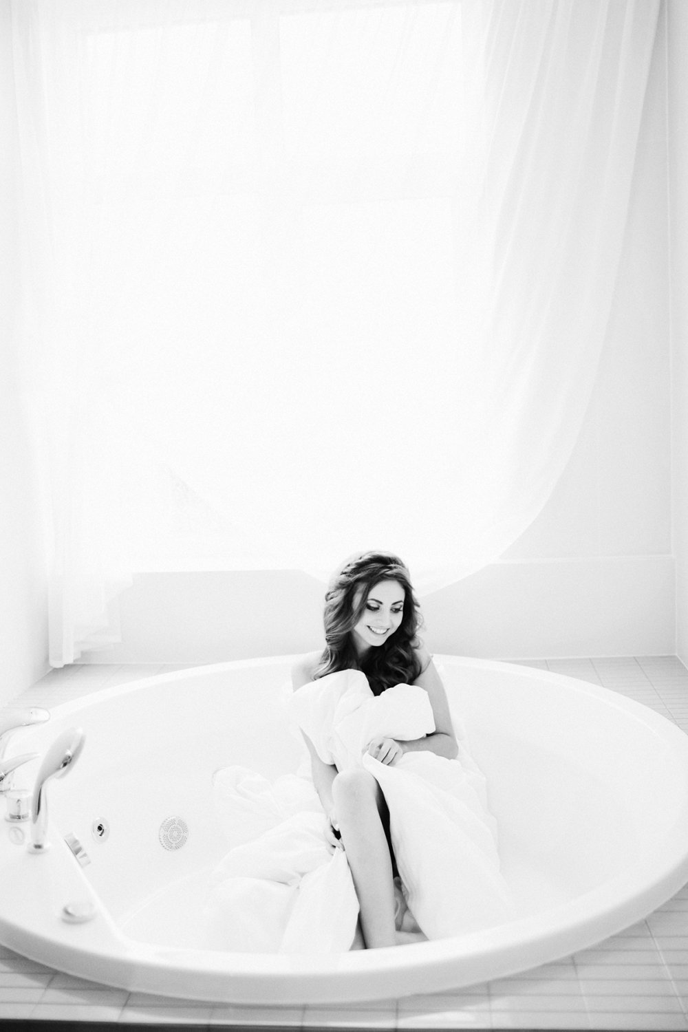 "Serene morning bride"
Организация Свадебное агентство Love Story Нижний Новгород 
Фото Фотограф Светлана Малышева 
Видео Александр Захаров 
Декор Color Dreams - мастерская праздничного декора 
Флористика ЦВЕТОЧНИЦА 
