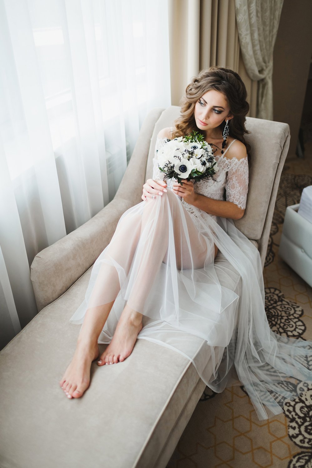 "Serene morning bride"
Организация Свадебное агентство Love Story Нижний Новгород 
Фото Фотограф Светлана Малышева 
Видео Александр Захаров 
Декор Color Dreams - мастерская праздничного декора 
Флористика ЦВЕТОЧНИЦА 
