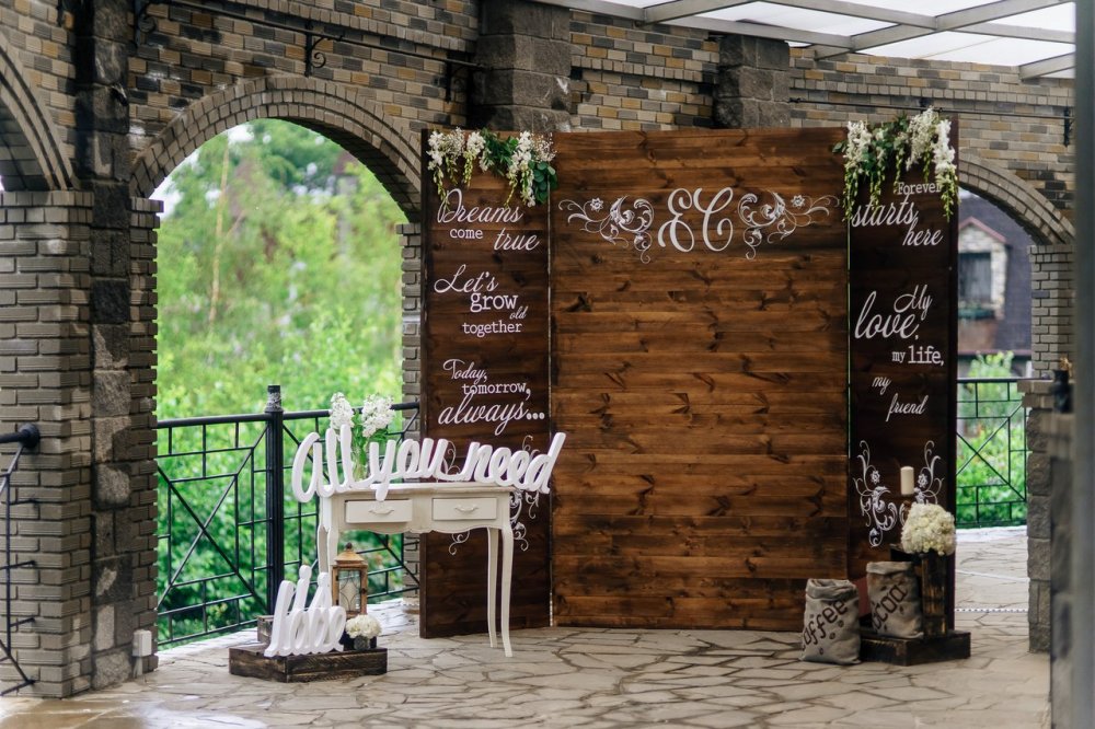 фотозона на шоколадной свадьбе