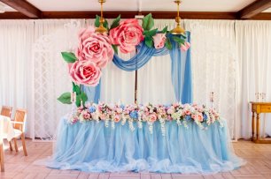 Оформление большими цветами