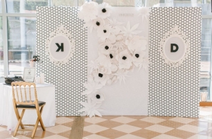 Фотозона в стиле "Шанель"