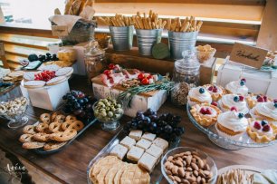 Сырный сладкий стол