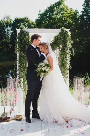 Выездная регистрация. Жених и невеста