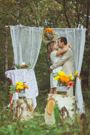 Церемония бракосочетания на природе