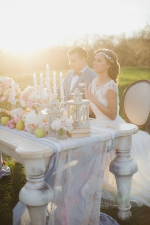 Романтичный обед жениха и невесты