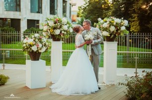 Цветочные коллоны