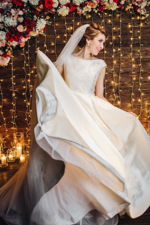 Выездная регистрация в помещении