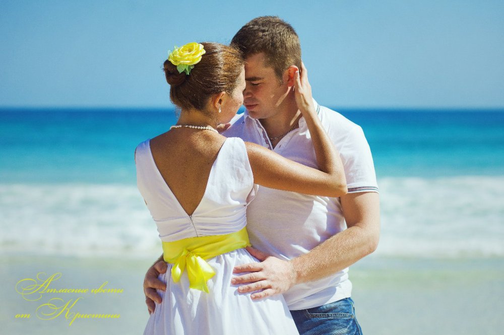 Роза-заколка