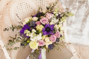 Букет невесты в лавандовых оттенках