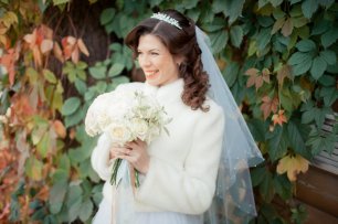 Букет невесты из белых роз