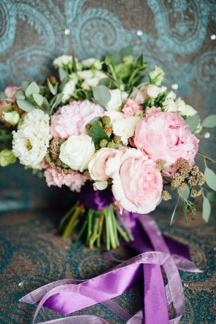 Букет невесты  с ежевикой