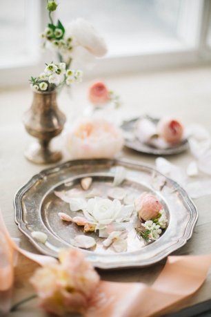 Винтажные детали и ранункулусы