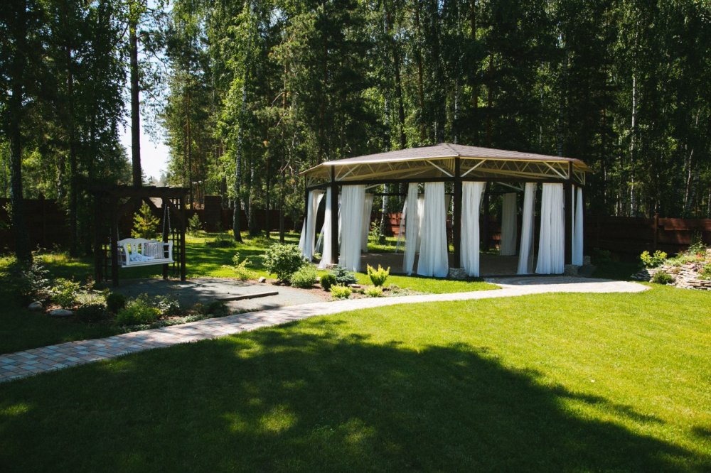 площадка для выездных регистраций Lesnoy Village