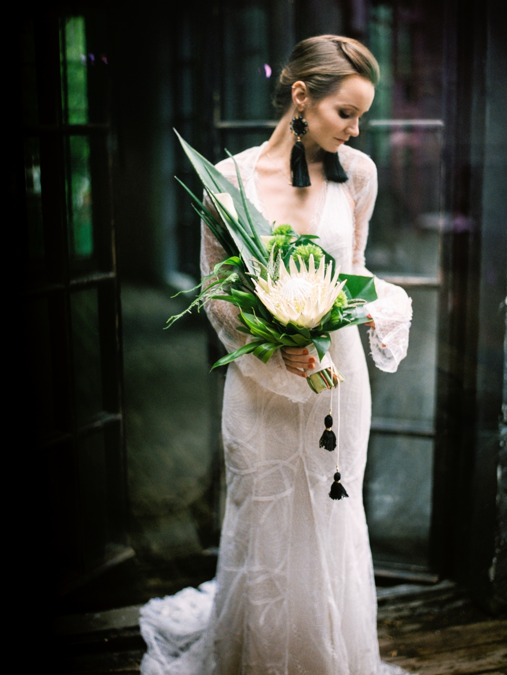 Букет невесты c протеей, алое и листьями агавы