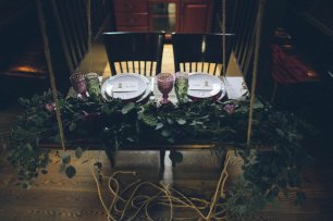 Стол молодоженов