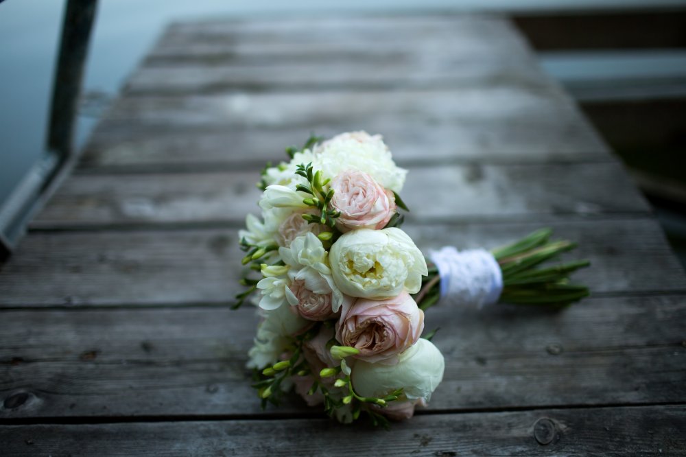 Букет невесты в классическом цветовом сочетании