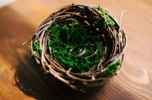 Подушечка для колец в виде гнездышка