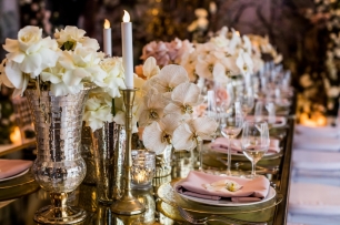 Роскошная сервировка ужина