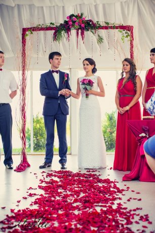 Алая свадьба