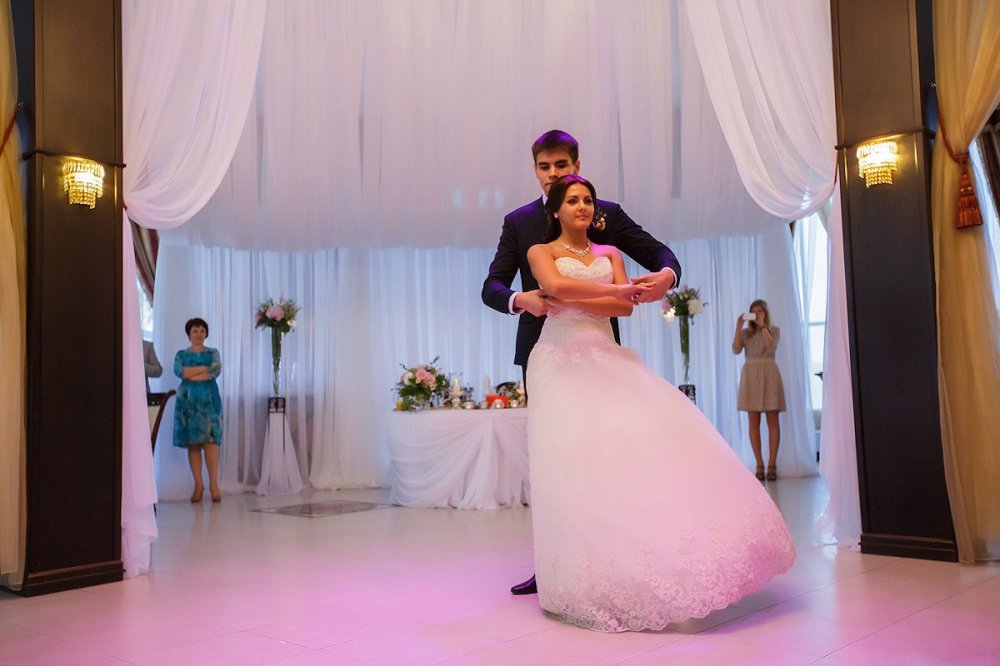 23.08.2014. День свадьбы красивой и очаровательной пары  Рустама и Рамили. Парк-отель Империал Клаб Делюкс.  Фотограф Мария Юдина.  Организация и проведение свадьбы Event-агентство ЧЕгевара . Флористика Цветочный салон Магия цветов. Оформление Студия декора Весна.