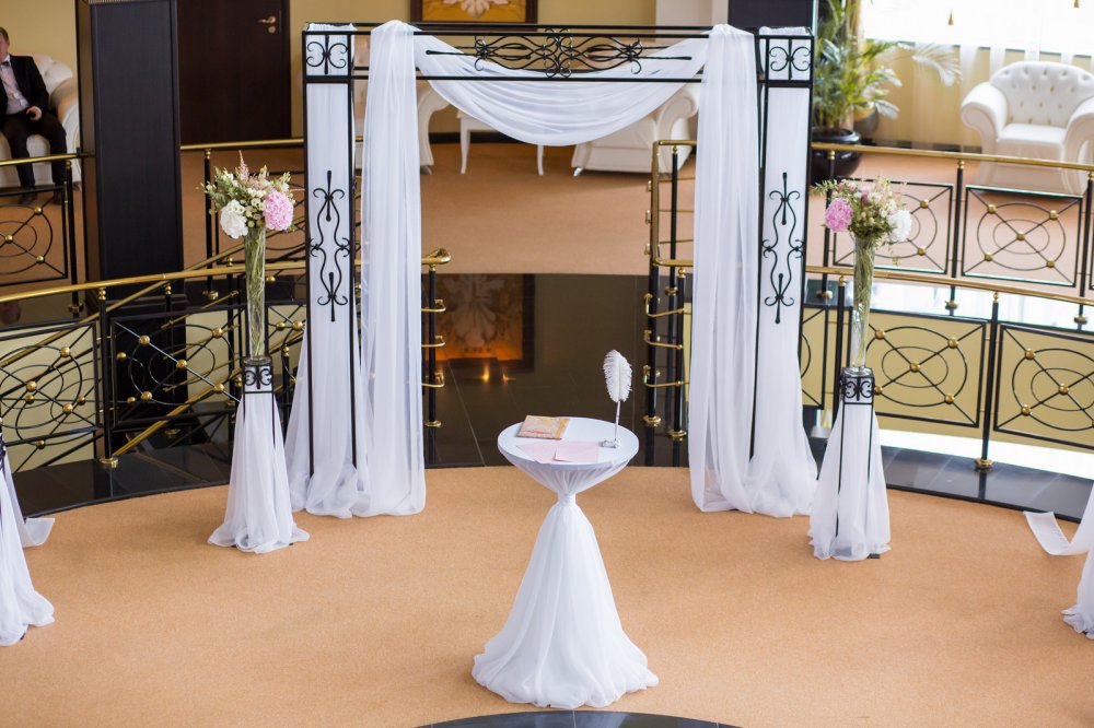 23.08.2014. День свадьбы красивой и очаровательной пары Рустама и Рамили. Парк-отель "Империал Клаб Делюкс". Фотограф Мария Юдина. Организация и проведение свадьбы Event-агентство "ЧЕгевара" . Флористика Цветочный салон Магия цветов.