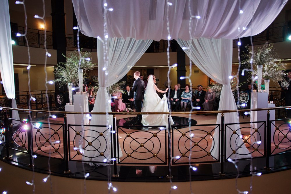 14.12.2014. День свадьбы красивой пары Данилы и Дарьи. Фотограф Юрий Ищук. Распорядители Лилия Валяйкина и Ольга Логинова. Cвет и звук регистрации RS LIGHT&SOUND. Флористика от цветочного салона Магия Цветов. Оформление Студия декора Весна.